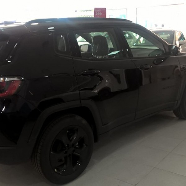 JEEP Compass 1.6 Mjt Night Eagle 4x2 JEEP Compass 1.6 Mjt Night Eagle 4x2