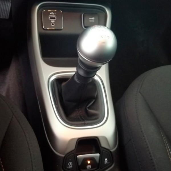 JEEP Compass 1.6 Mjt Longitude 4x2 JEEP Compass 1.6 Mjt Longitude 4x2