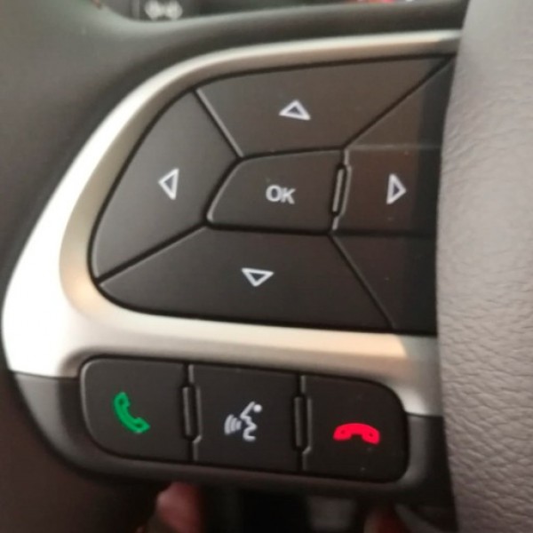 JEEP Compass 1.6 Mjt Longitude 4x2 JEEP Compass 1.6 Mjt Longitude 4x2