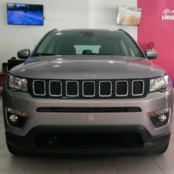 JEEP Compass 1.6 Mjt Longitude 4x2 JEEP Compass 1.6 Mjt Longitude 4x2